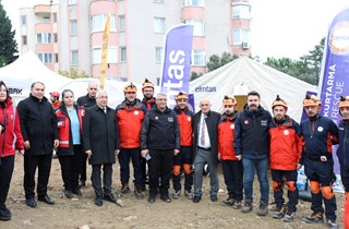 Gemlik’te deprem tatbikatı gerçeğini aratmadı